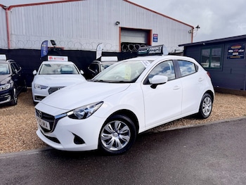 Used Mazda Mazda2 2015 for sale - 77051771: Photo