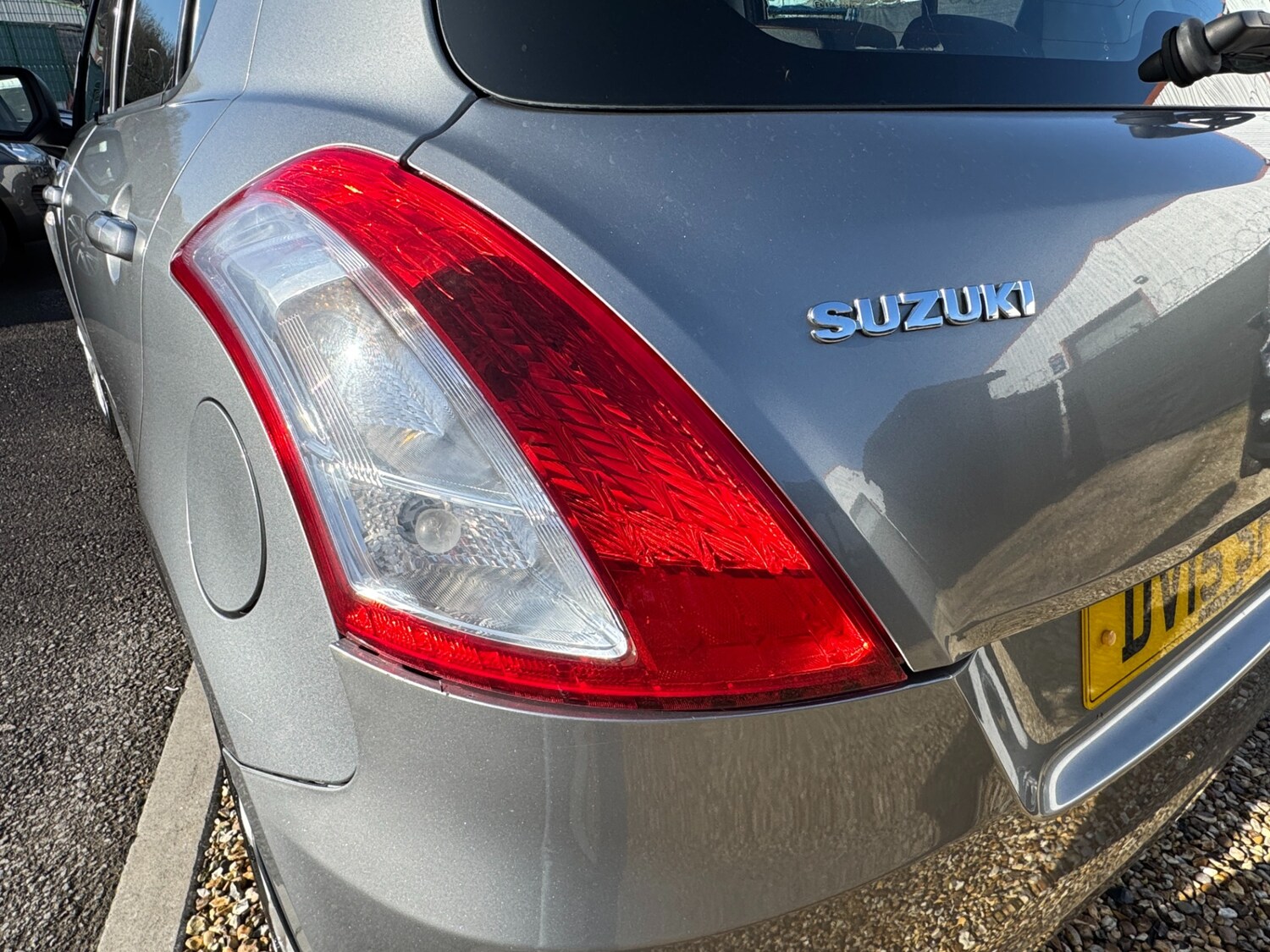 Used Suzuki Swift 2015 for sale - 77689357: Photo 47