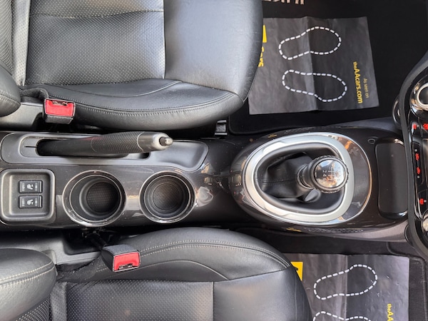 Used Nissan Juke 2017 for sale - 76236503: Photo 35