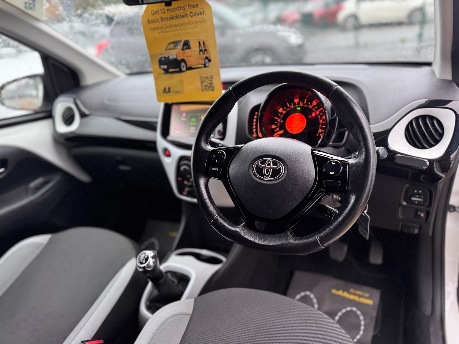 Used Toyota AYGO 2017 for sale - 77104096: Photo 36