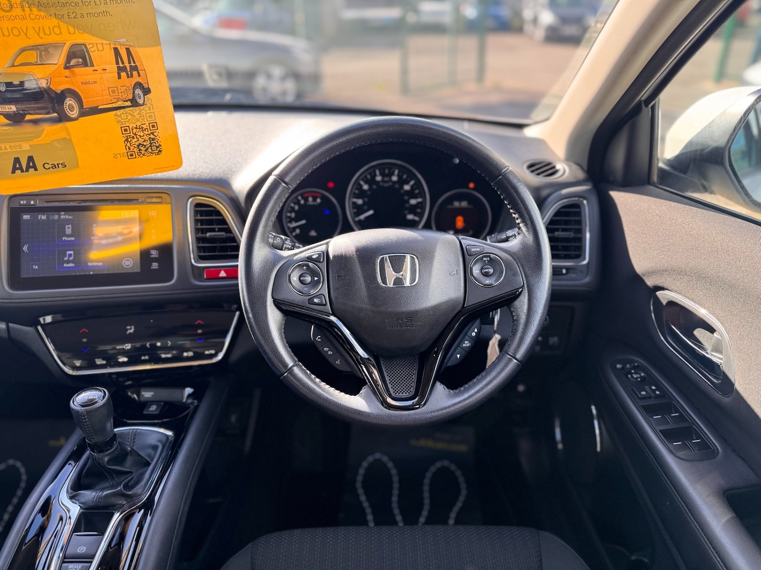 Used Honda HR-V 2017 for sale - 76384747: Photo 11