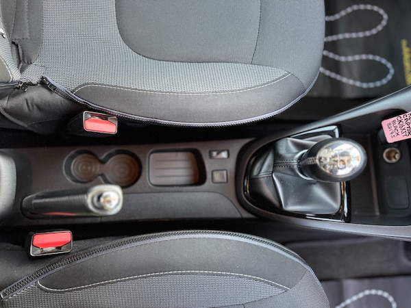 Used Renault Captur 2016 for sale - 76234939: Photo 30