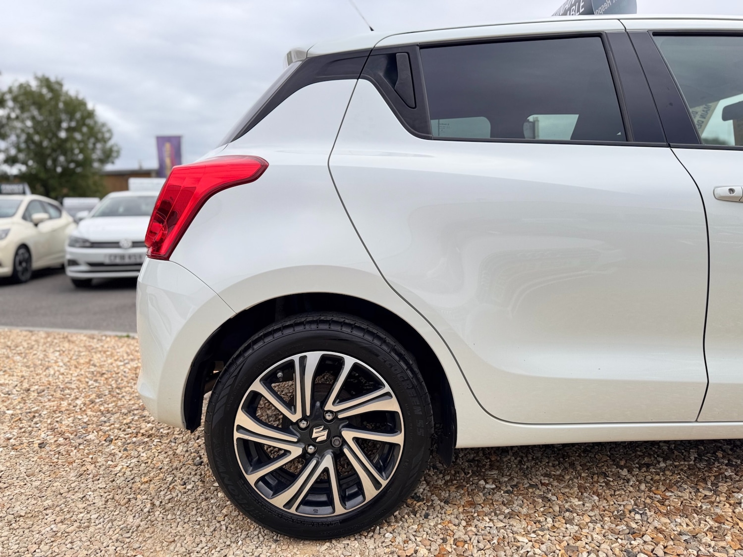 Used Suzuki Swift 2021 for sale - 76933333: Photo 22