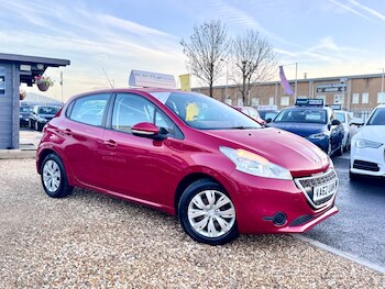 Used Peugeot 208 2013 for sale - 77051635: Photo