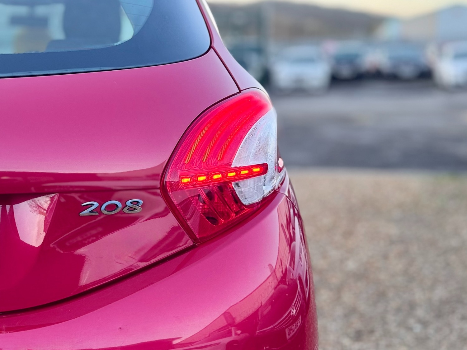 Used Peugeot 208 2013 for sale - 77051635: Photo 47