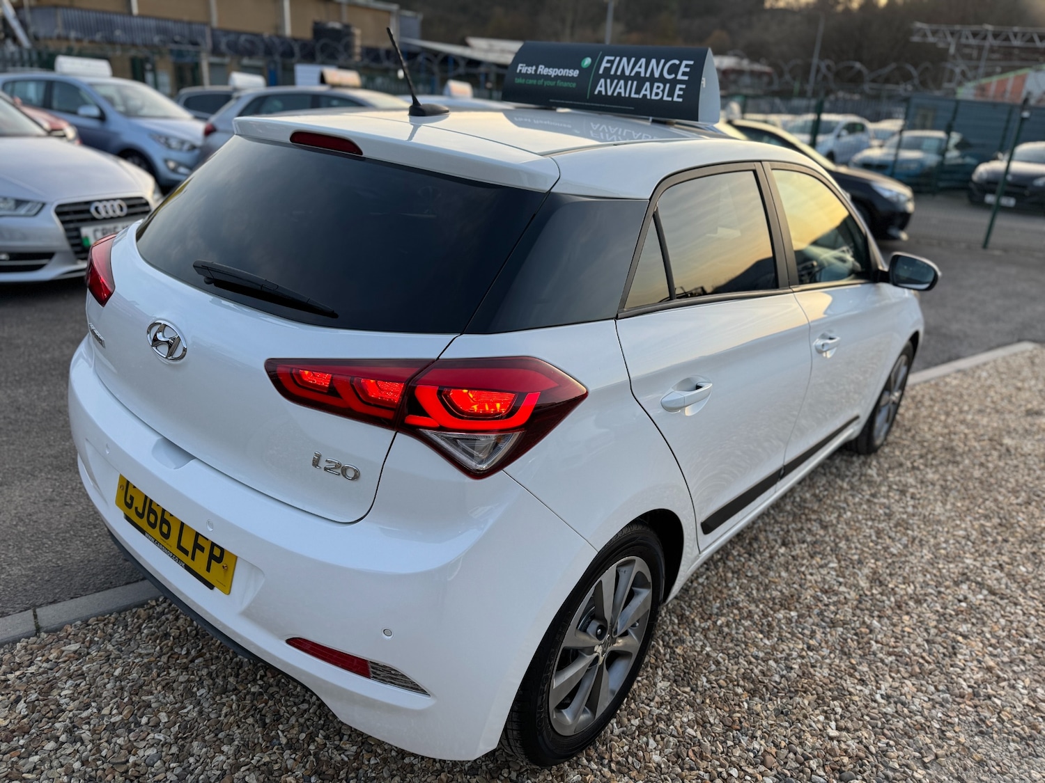 Used Hyundai i20 2016 for sale - 76157443: Photo 10