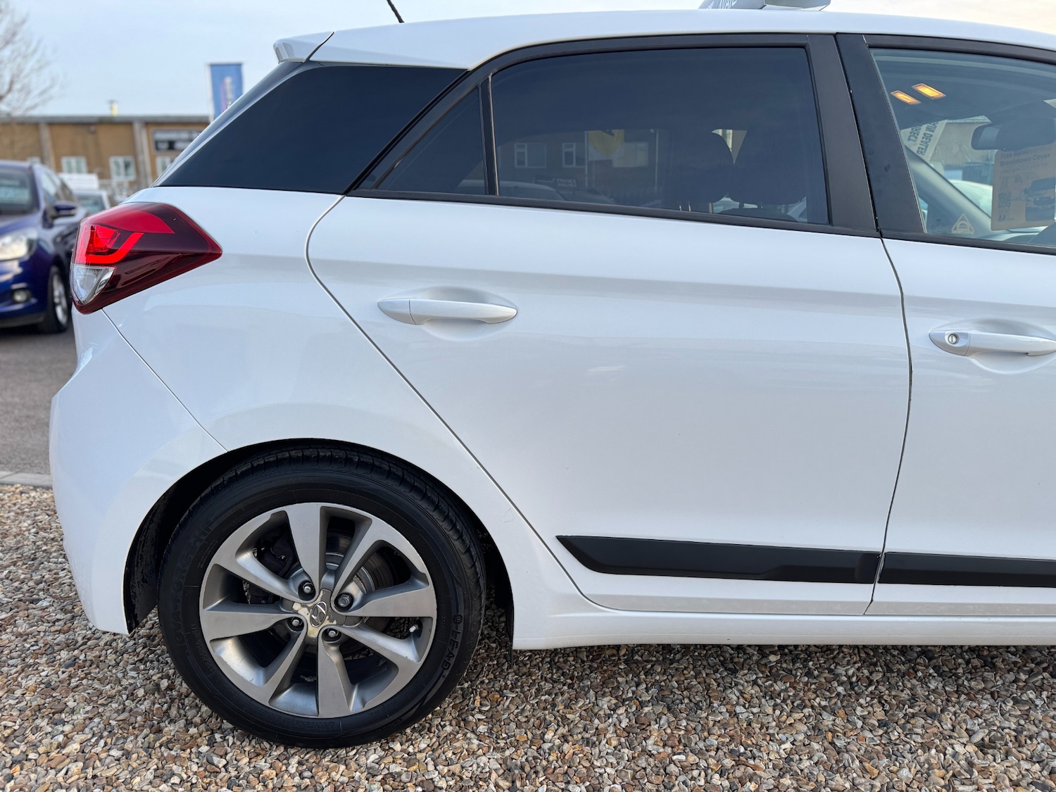 Used Hyundai i20 2016 for sale - 76157443: Photo 19