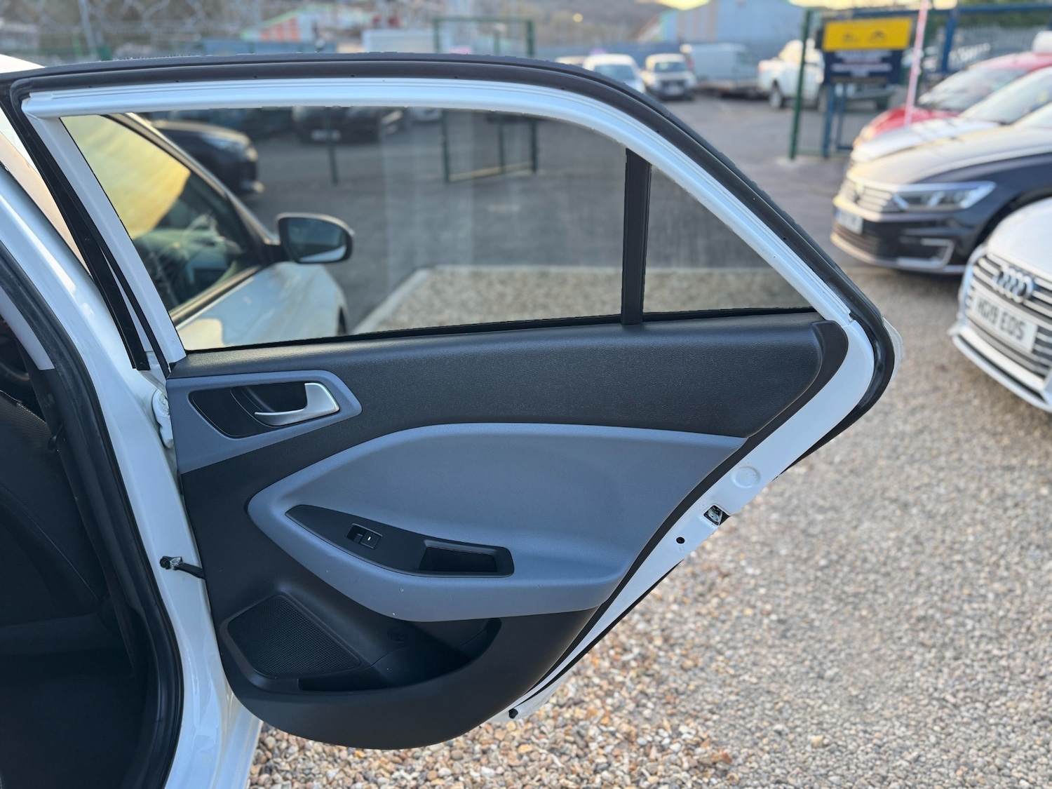 Used Hyundai i20 2016 for sale - 76157443: Photo 34