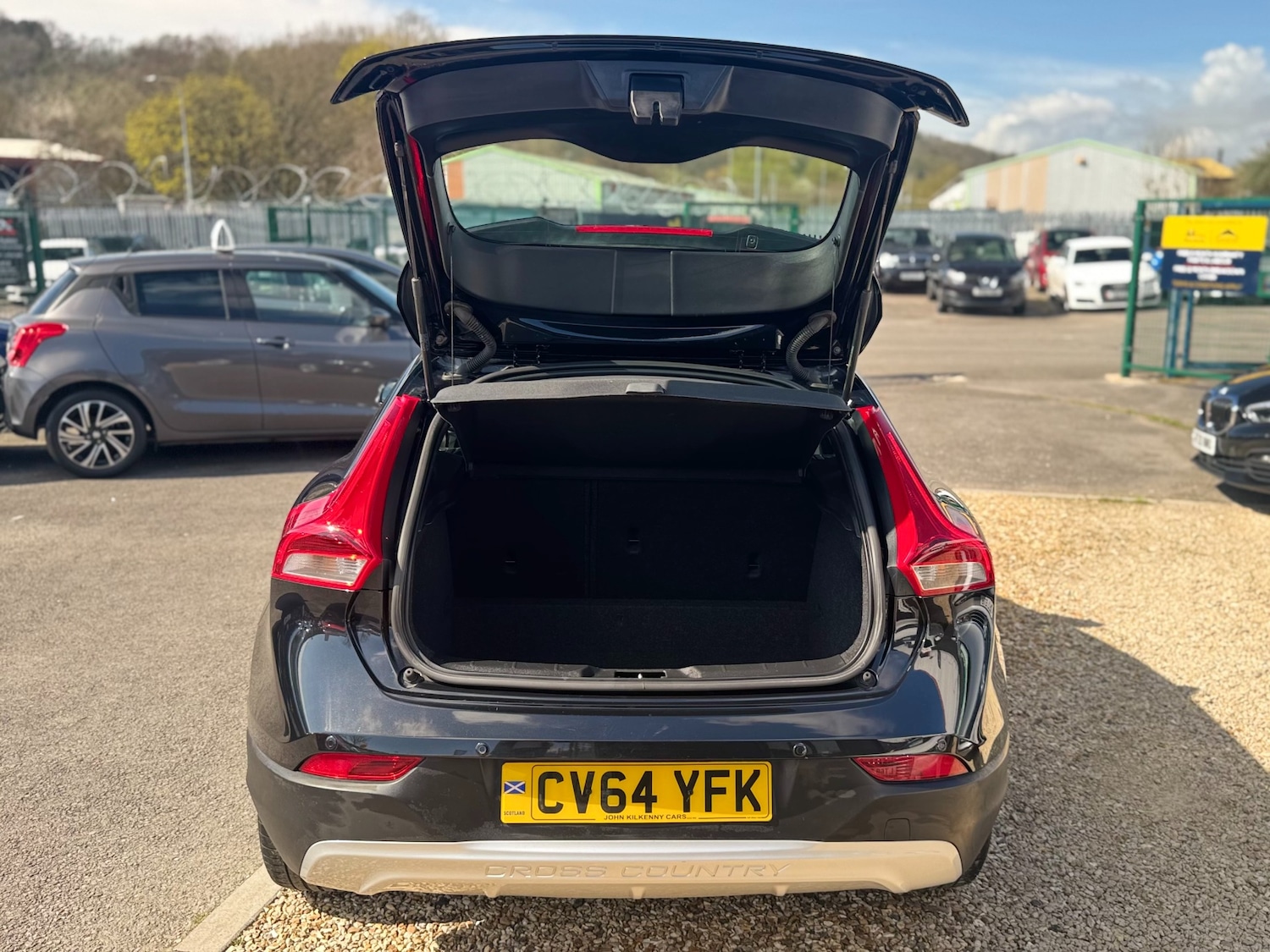 Used Volvo V40 2014 for sale - 78108077: Photo 20