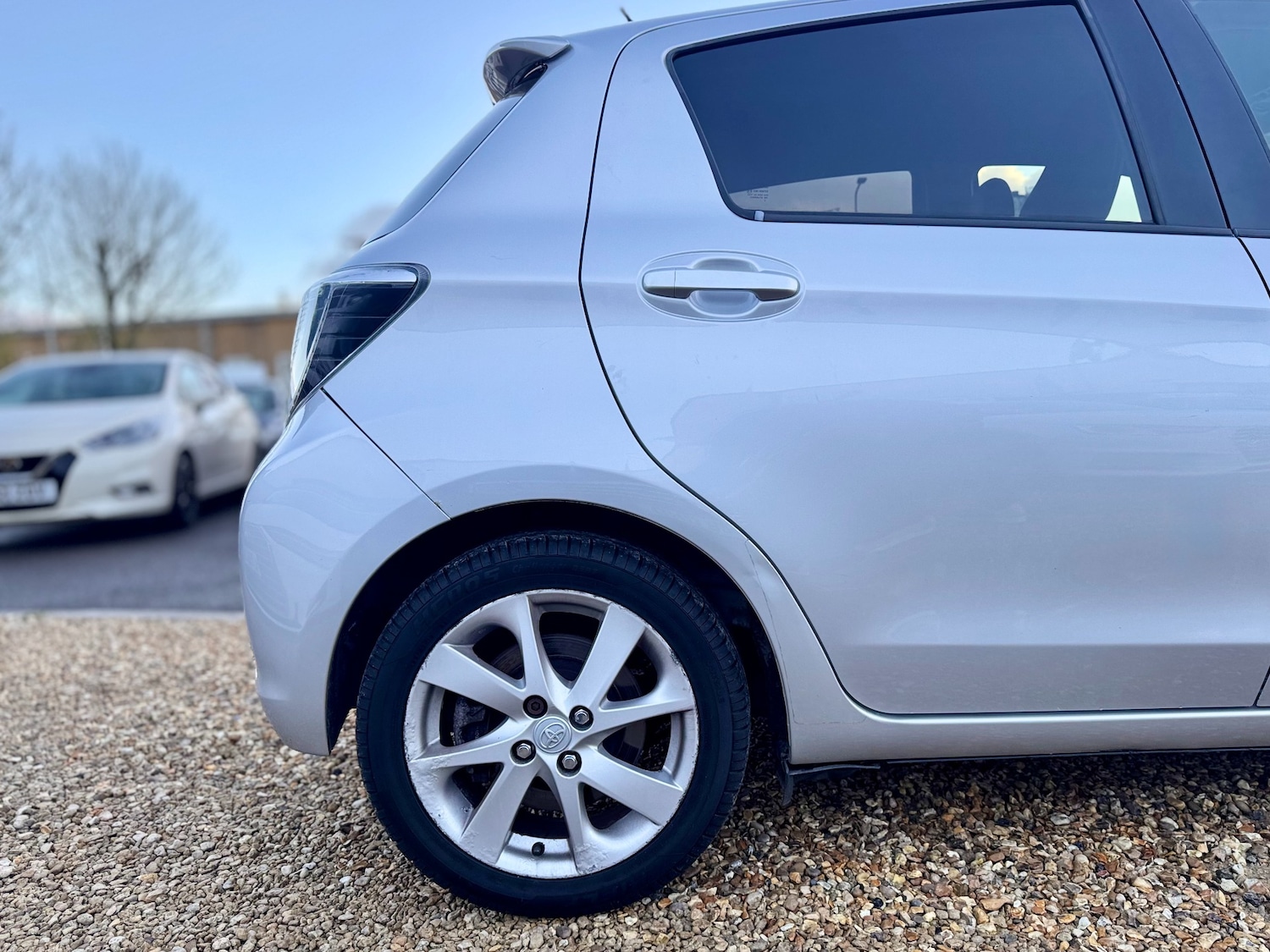 Used Toyota Yaris 2012 for sale - 76507983: Photo 22