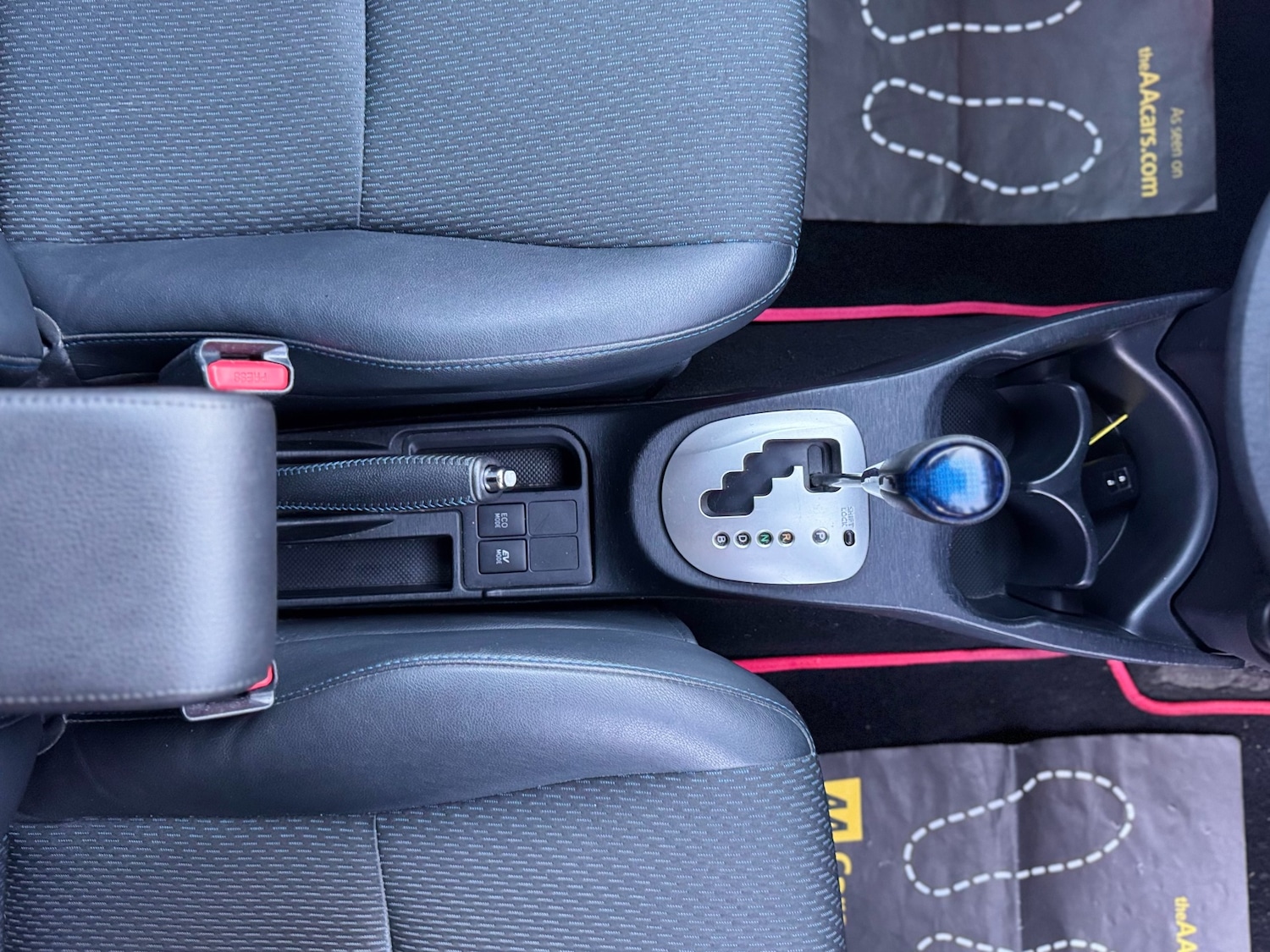 Used Toyota Yaris 2012 for sale - 76507983: Photo 38