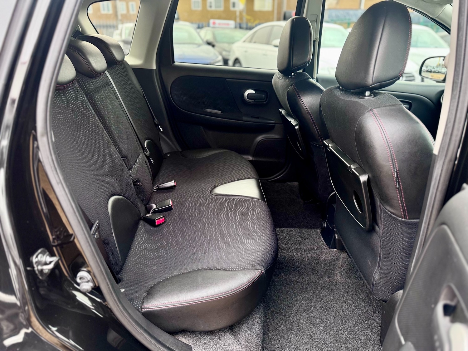 Used Nissan Note 2011 for sale - 77324429: Photo 12