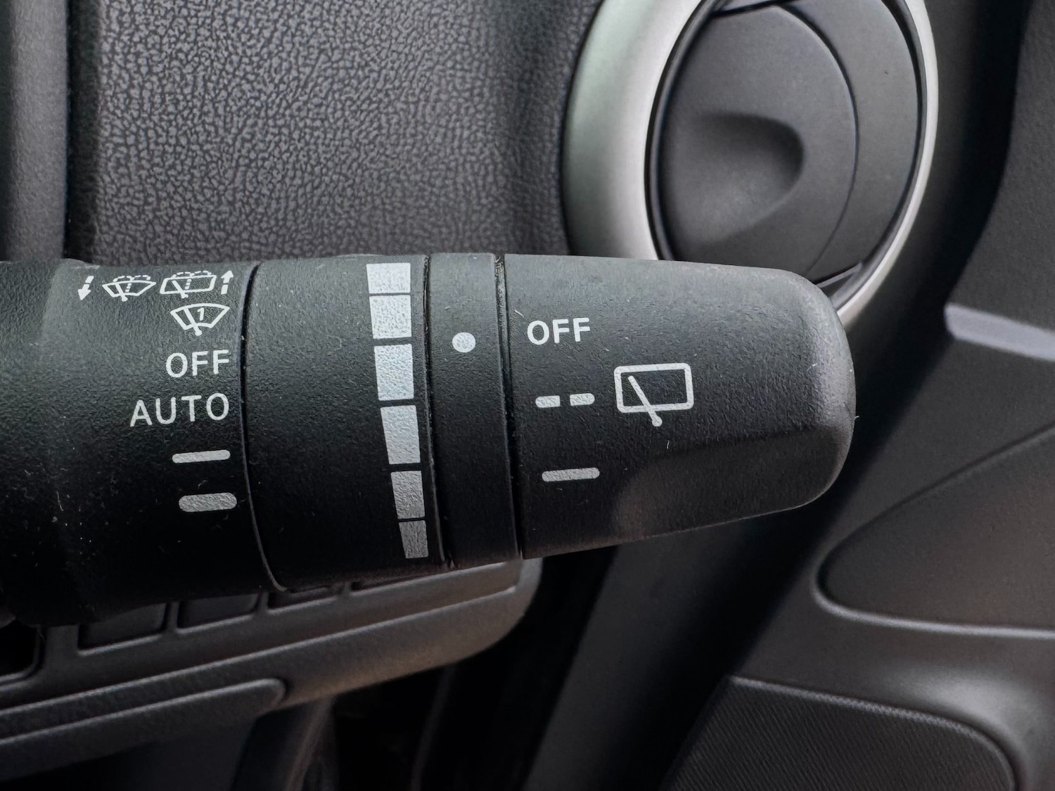 Used Nissan Note 2011 for sale - 77324429: Photo 31