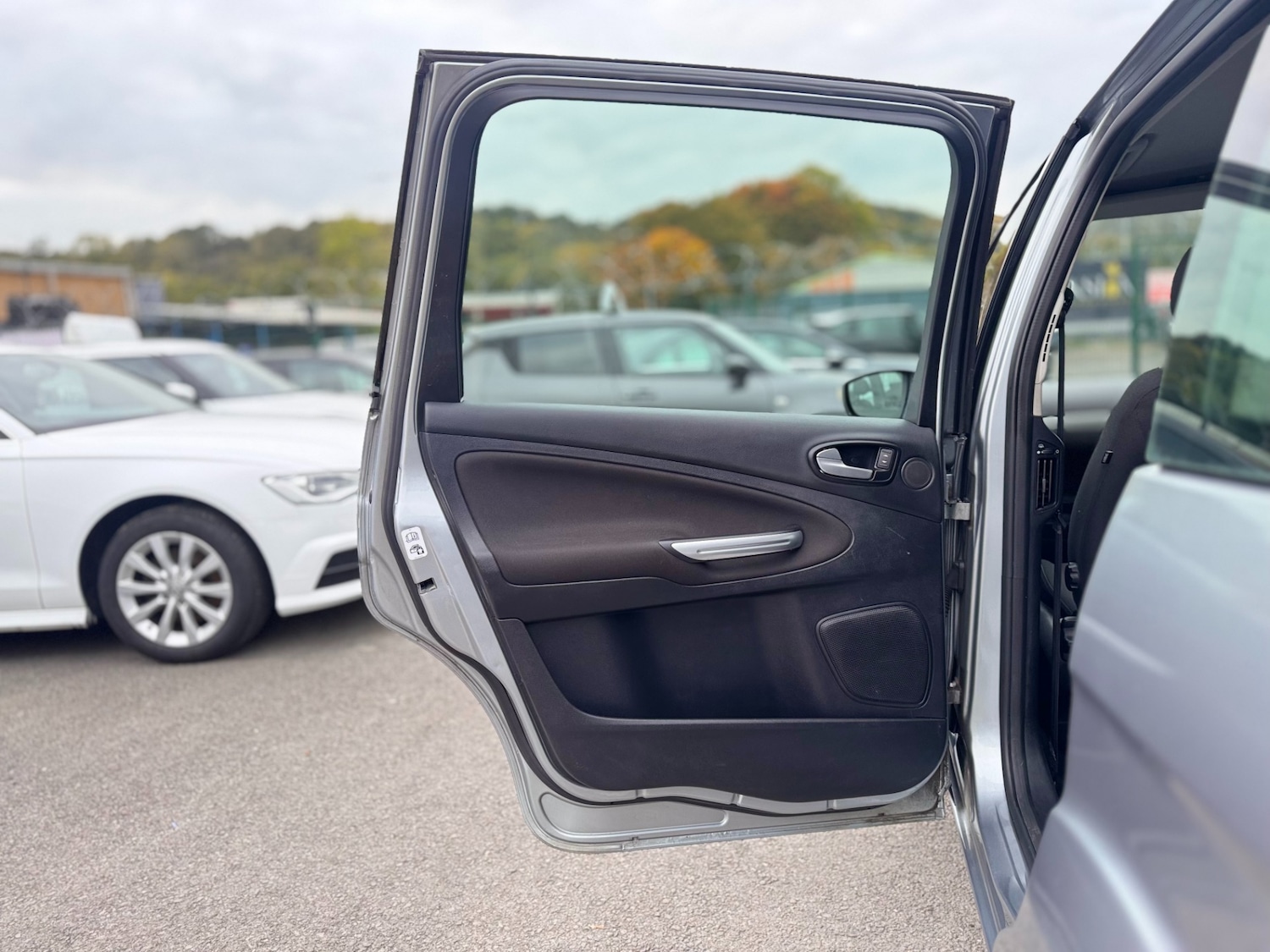 Used Ford Galaxy 2013 for sale - 76507744: Photo 41