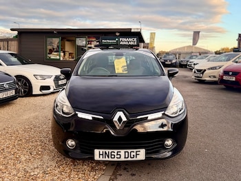 Used Renault Clio 2015 for sale - 76157494: Photo 2
