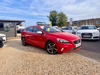 Volvo - V40