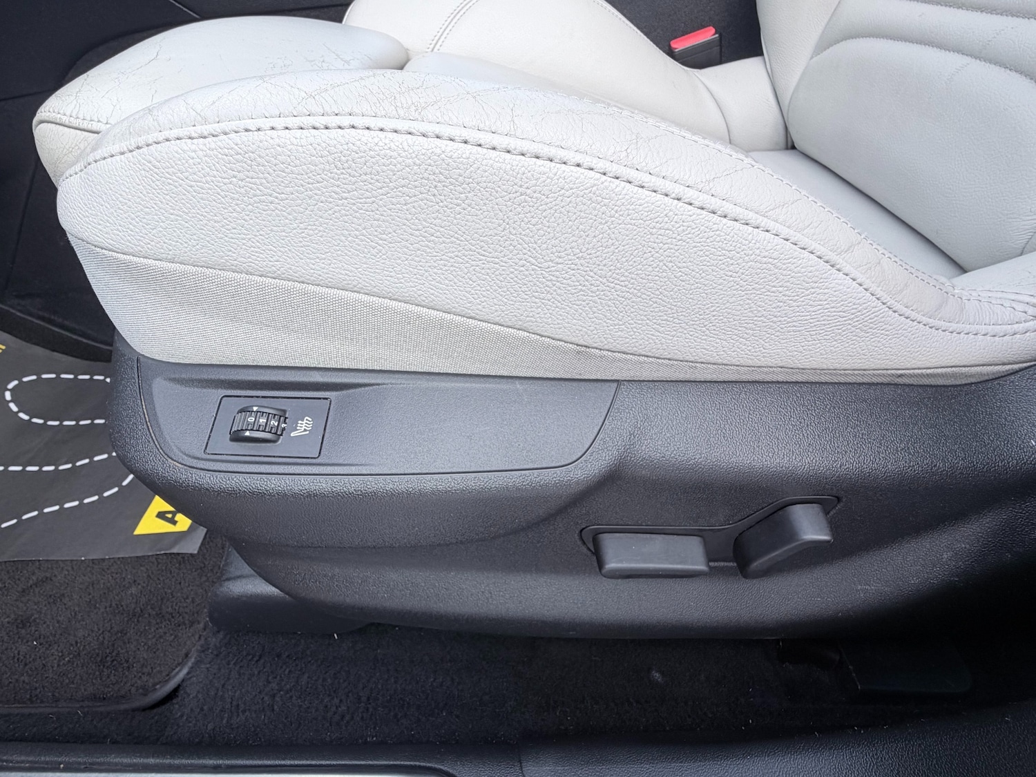 Used Citroen DS5 2013 for sale - 77902084: Photo 19