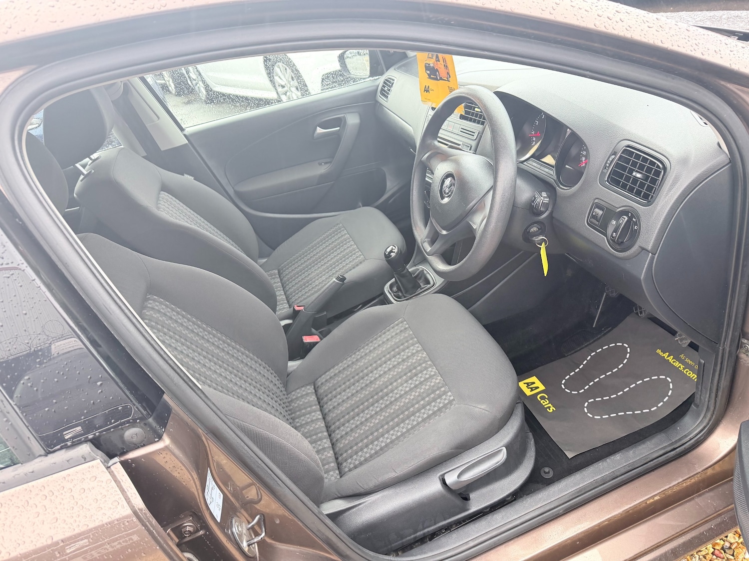 Used Volkswagen Polo 2015 for sale - 78144553: Photo 8