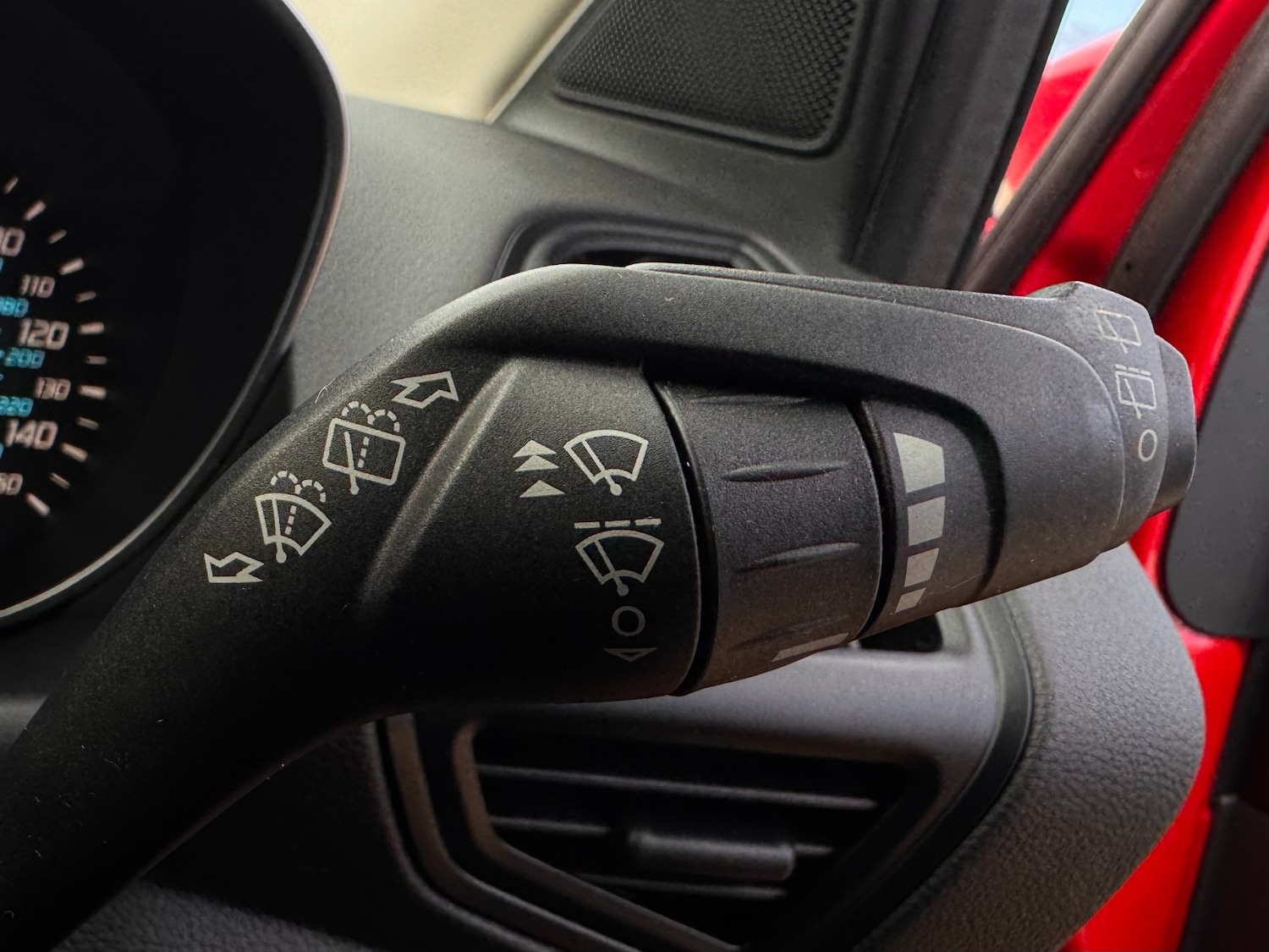 Used Ford Kuga 2014 for sale - 76649866: Photo 31