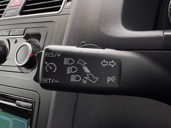 Used Volkswagen Touran 2015 for sale - 76255086: Photo 33