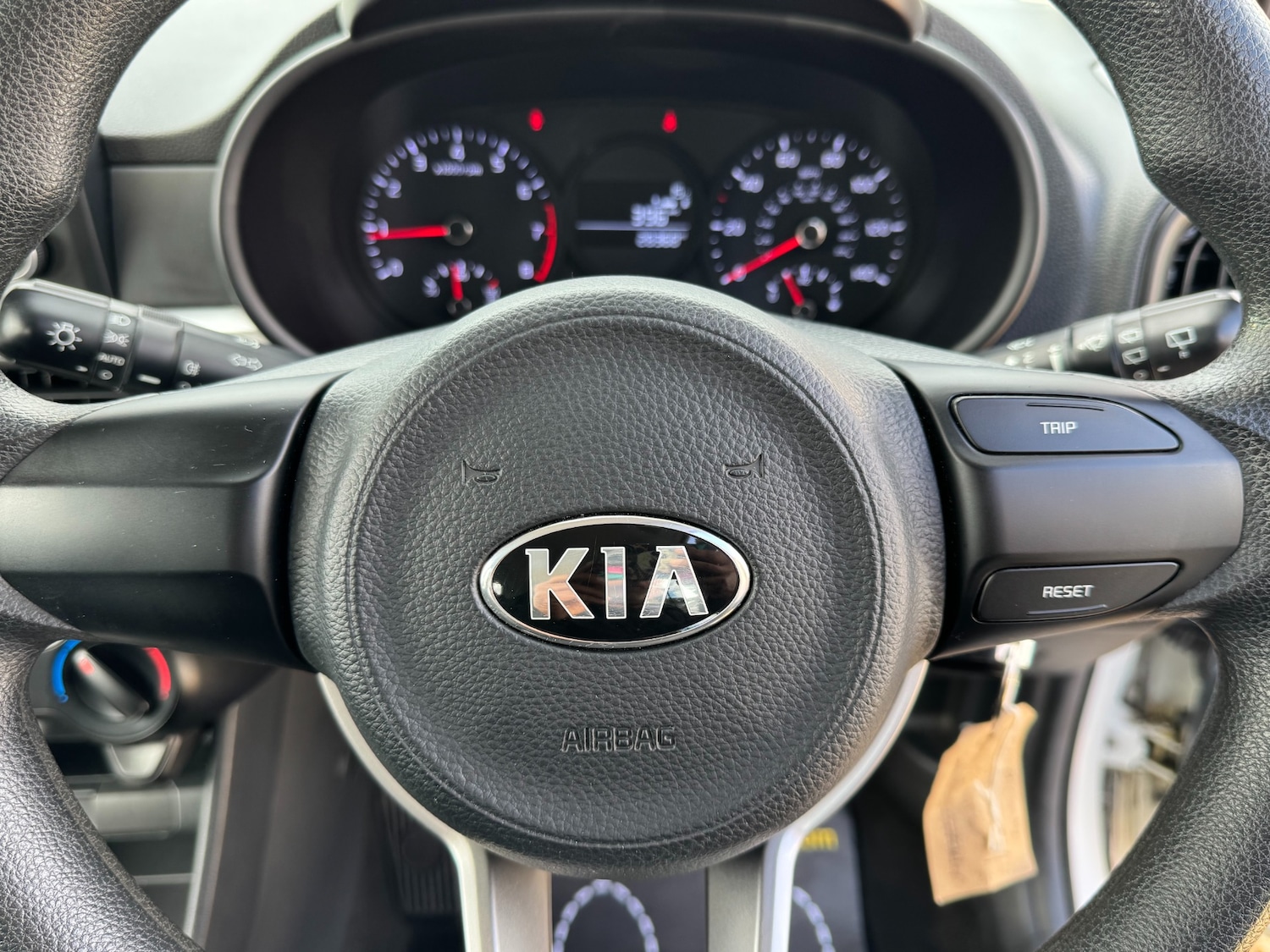 Used Kia Picanto 2018 for sale - 77502591: Photo 30
