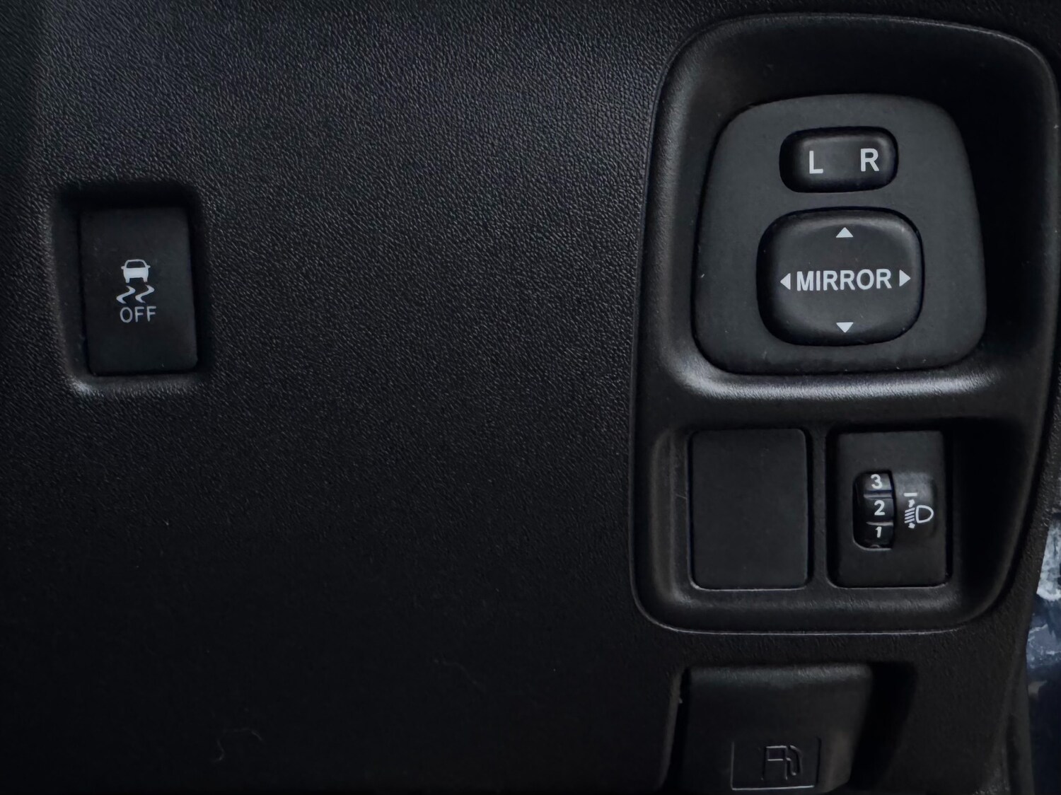 Used Toyota AYGO 2015 for sale - 77802782: Photo 25