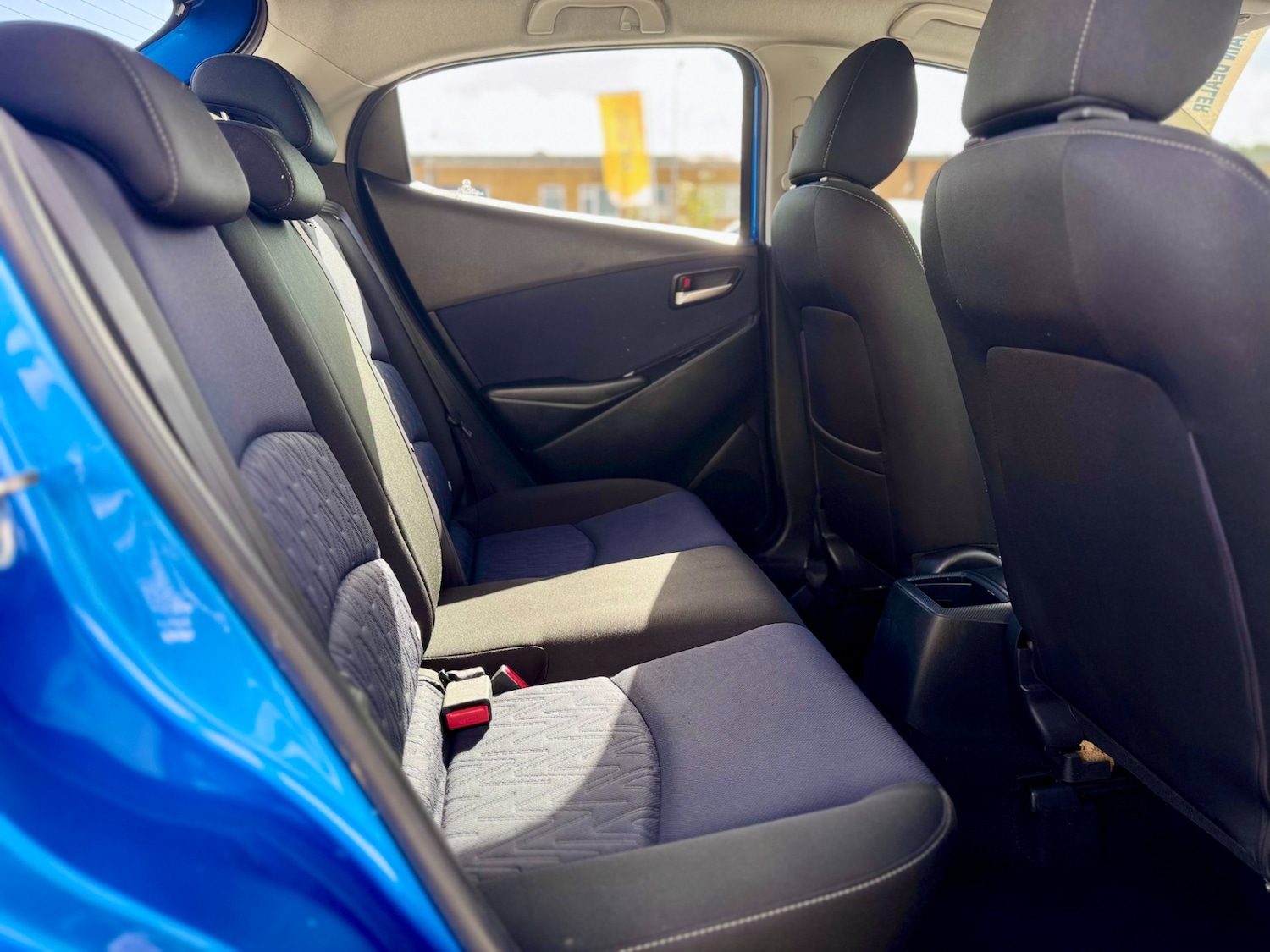 Used Mazda Mazda2 2015 for sale - 77259349: Photo 12