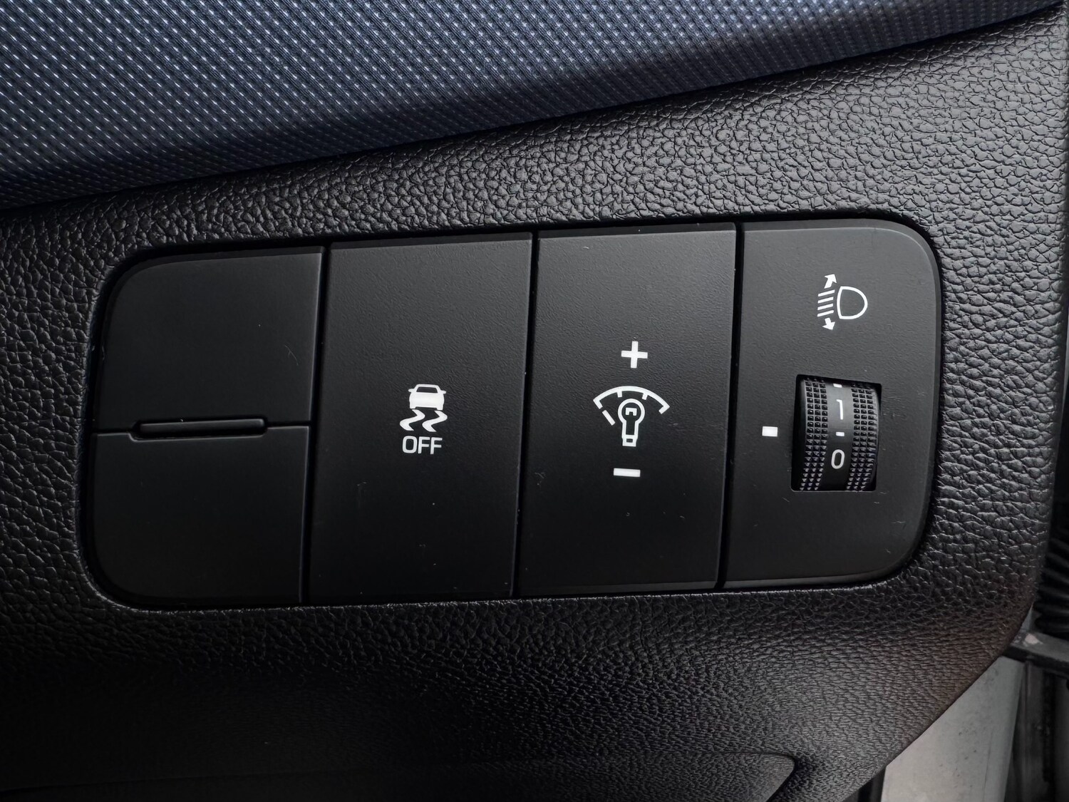 Used Hyundai i10 2015 for sale - 76922017: Photo 27