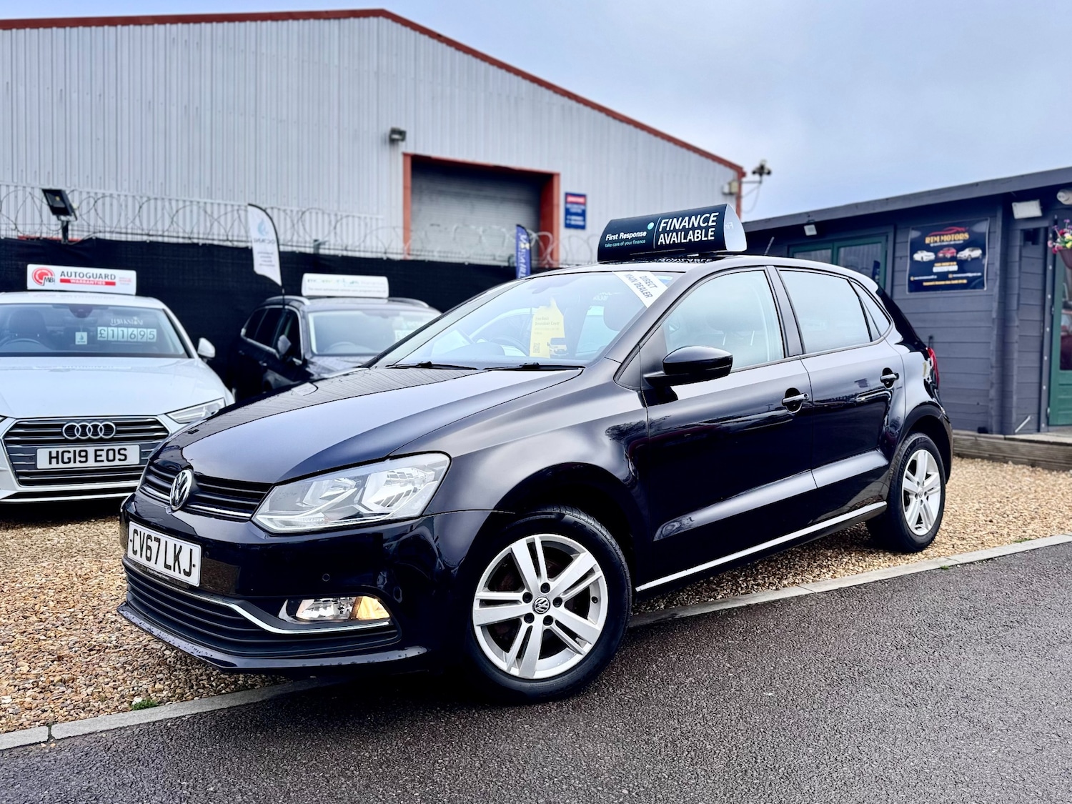 Used Volkswagen Polo 2017 for sale - 76599979: Photo 3