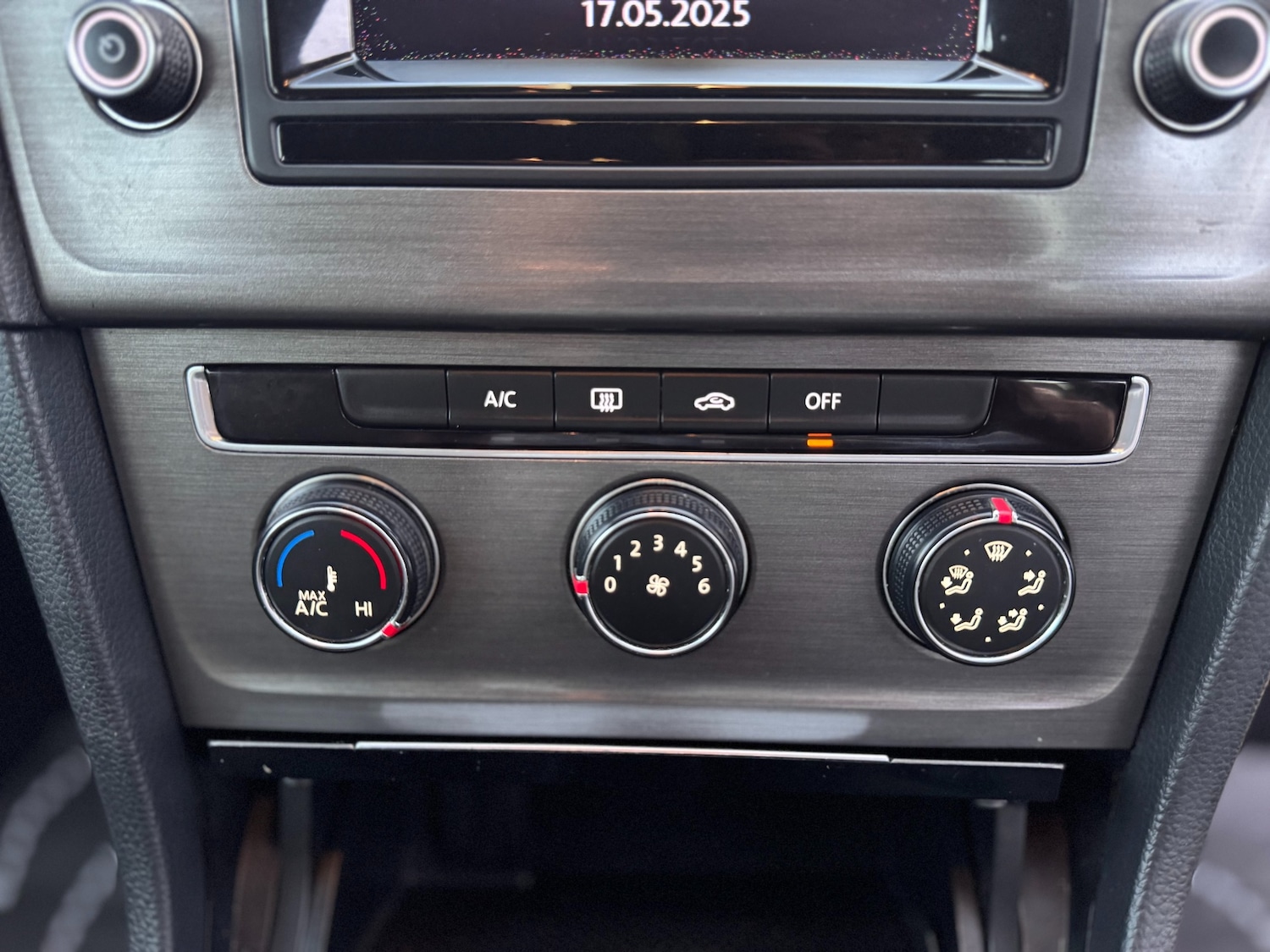 Used Volkswagen Golf 2013 for sale - 76649901: Photo 32