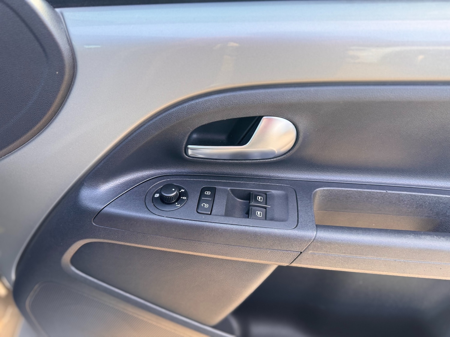 Used Volkswagen up! 2017 for sale - 76507852: Photo 26