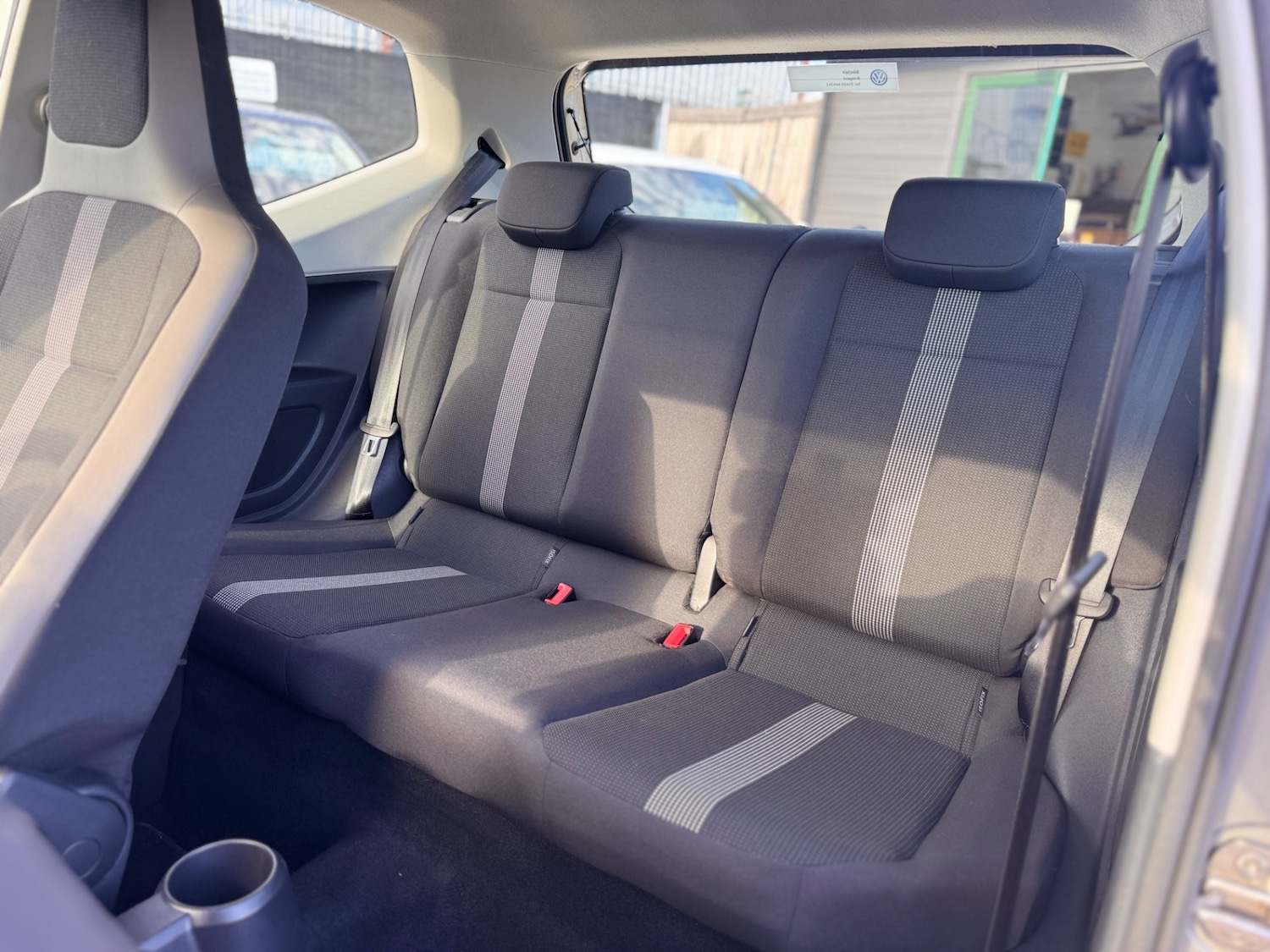 Used Volkswagen up! 2017 for sale - 76507852: Photo 39