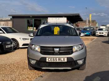 Used Dacia Sandero Stepway 2015 for sale - 74970128: Photo