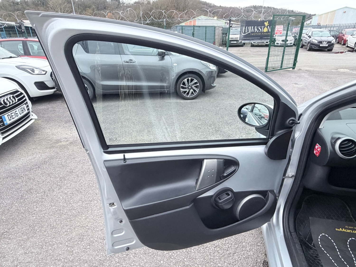 Used Toyota AYGO 2014 for sale - 77558464: Photo 40