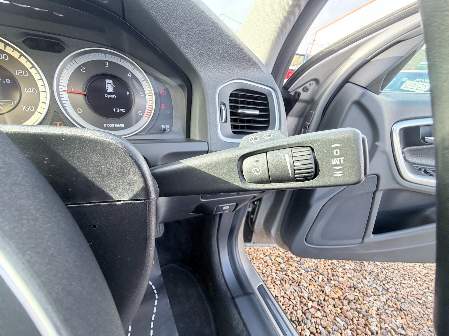 Used Volvo V60 2012 for sale - 78144561: Photo 30