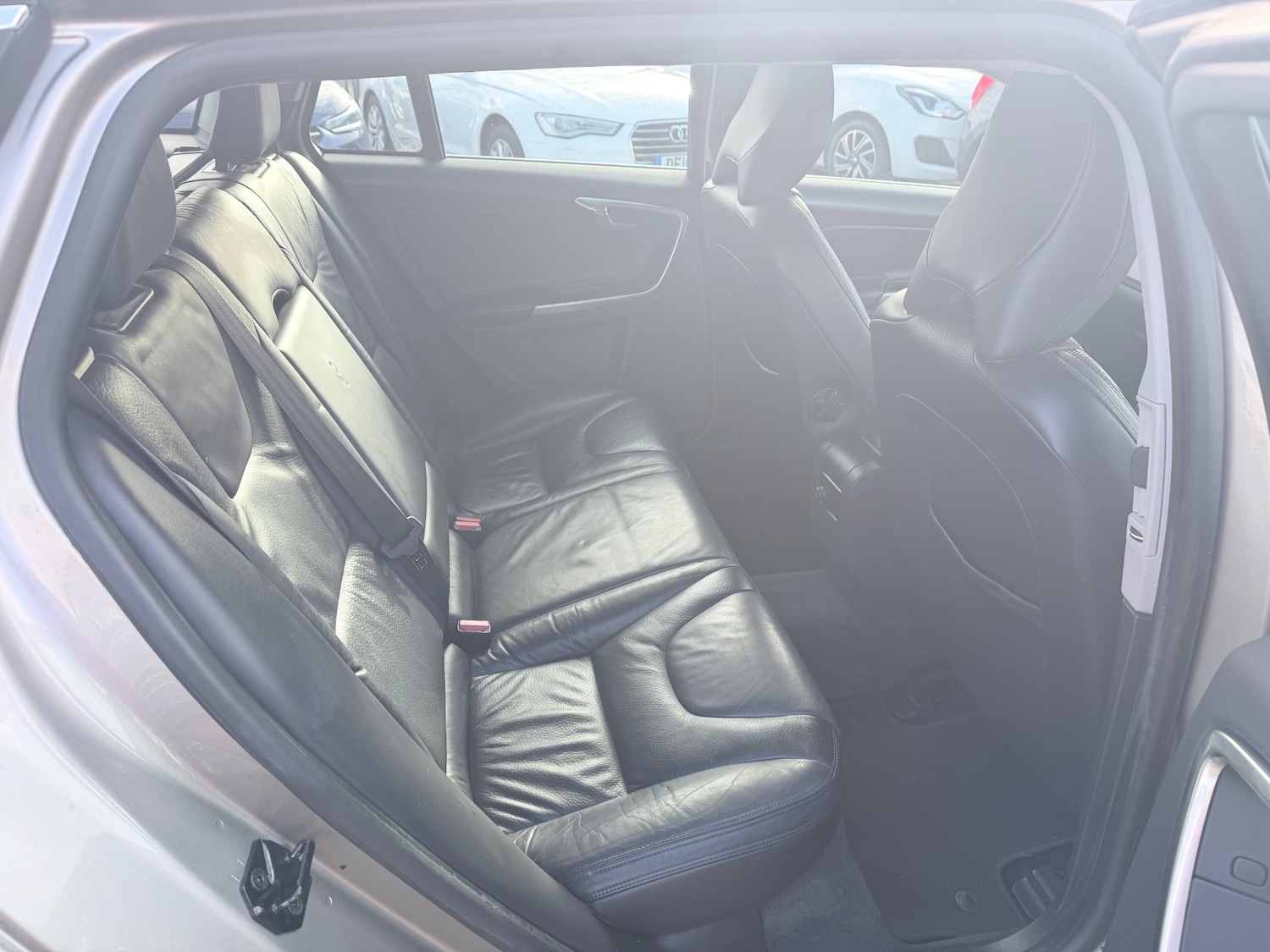 Used Volvo V60 2012 for sale - 78144561: Photo 9