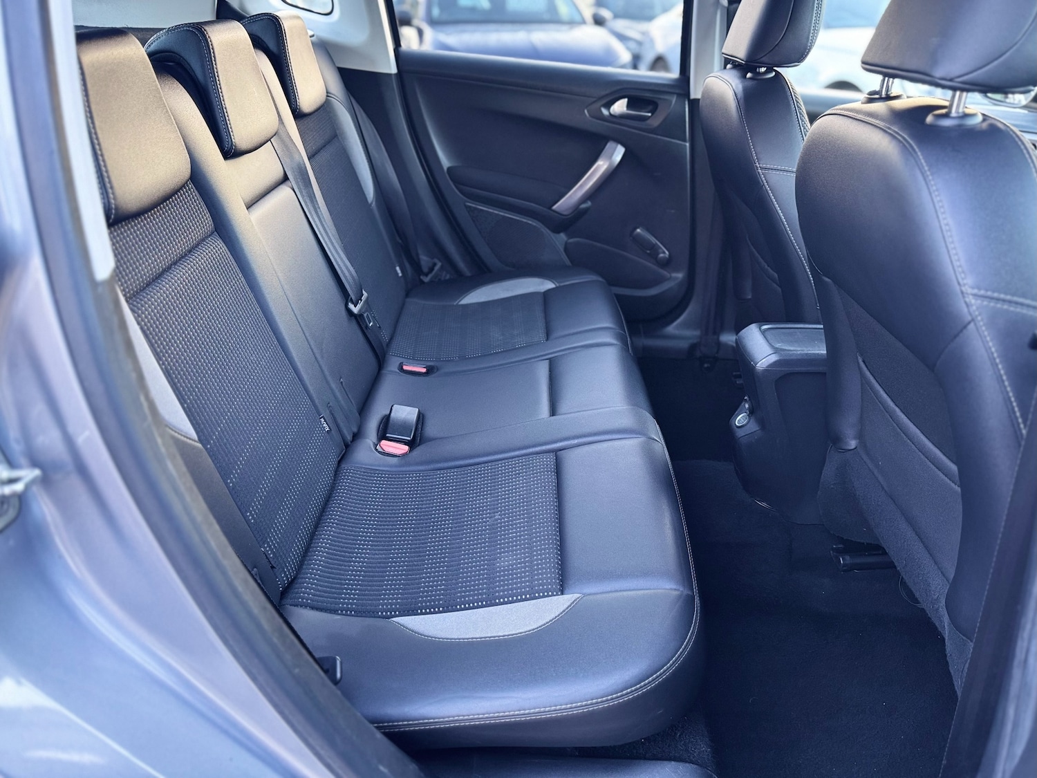 Used Peugeot 2008 2014 for sale - 77014750: Photo 12