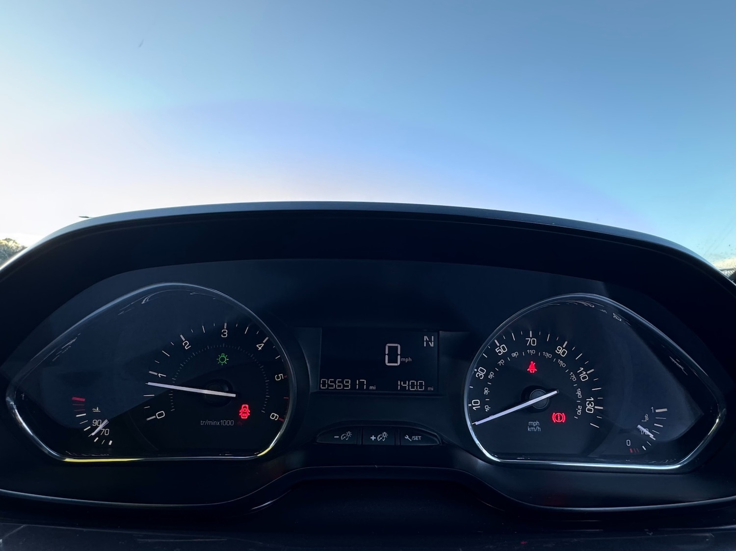 Used Peugeot 2008 2014 for sale - 77014750: Photo 29