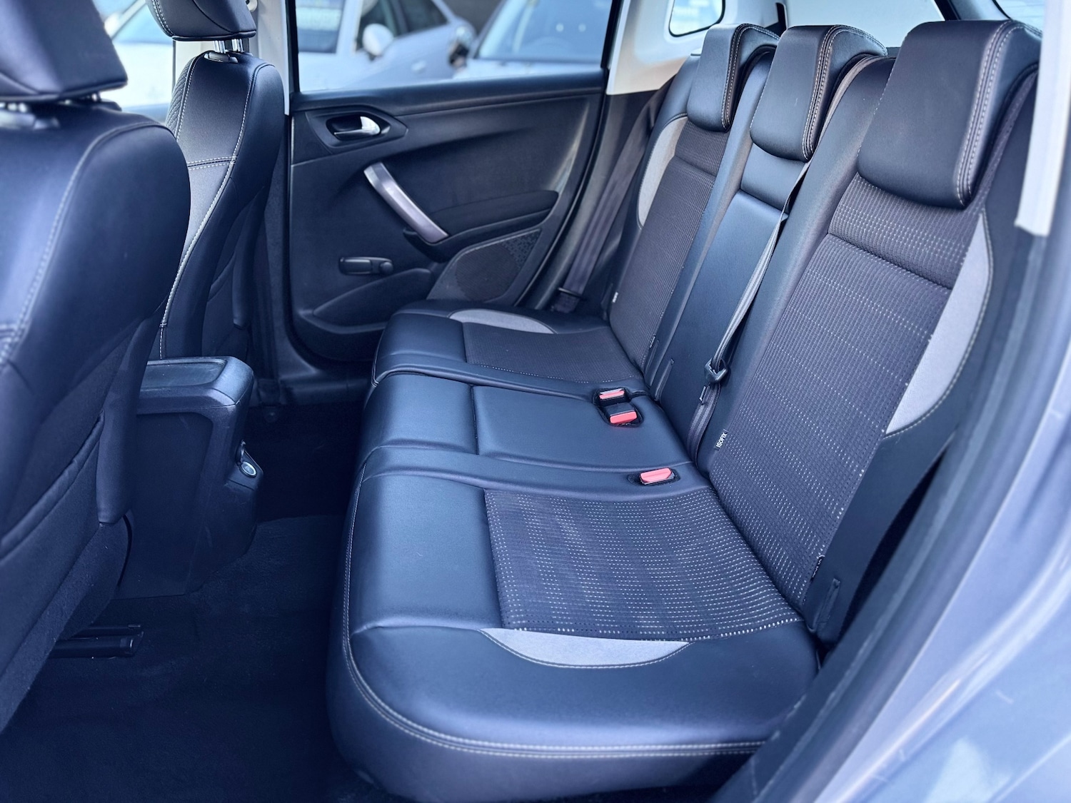 Used Peugeot 2008 2014 for sale - 77014750: Photo 41