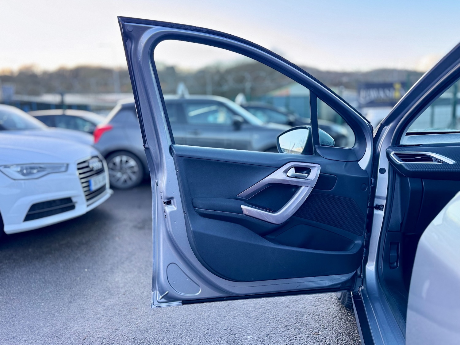 Used Peugeot 2008 2014 for sale - 77014750: Photo 42