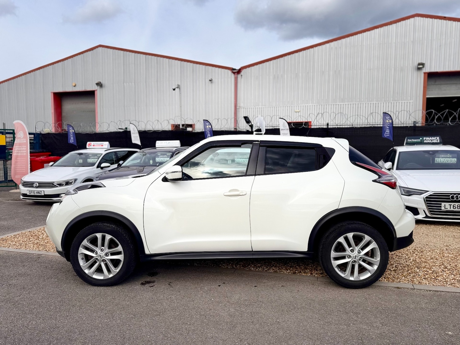 Used Nissan Juke 2014 for sale - 76507325: Photo 16