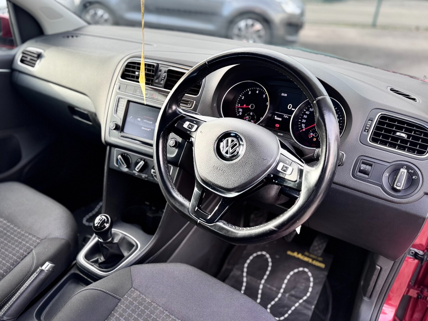 Used Volkswagen Polo 2015 for sale - 77149656: Photo 36