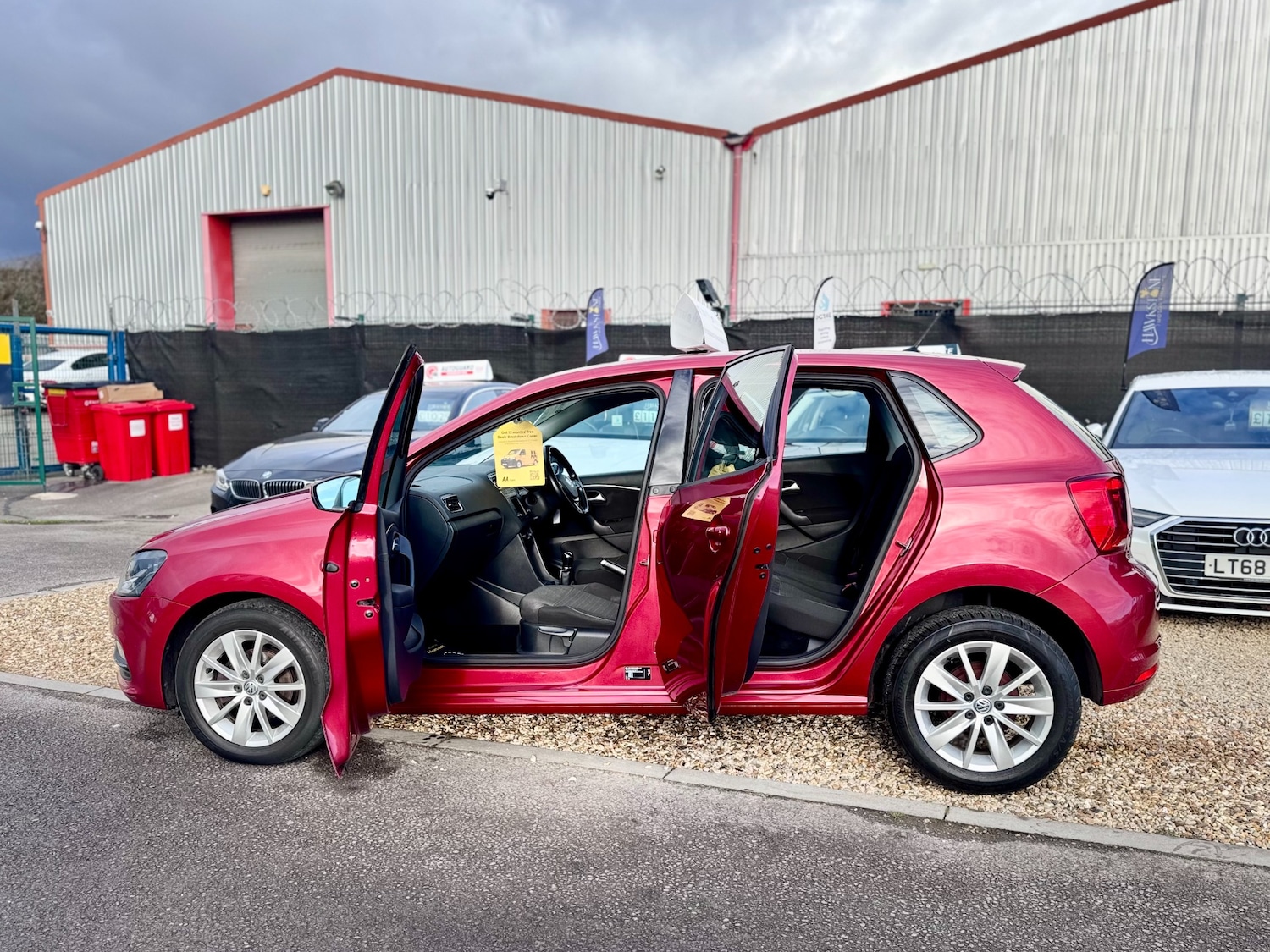 Used Volkswagen Polo 2015 for sale - 77149656: Photo 43