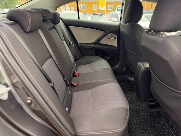 Used Toyota Avensis 2016 for sale - 76236882: Photo 12