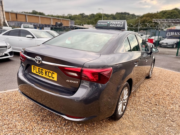Used Toyota Avensis 2016 for sale - 76236882: Photo 15