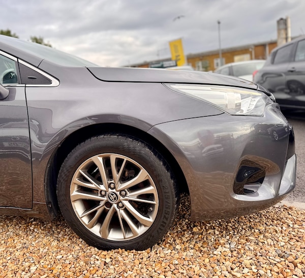 Used Toyota Avensis 2016 for sale - 76236882: Photo 21