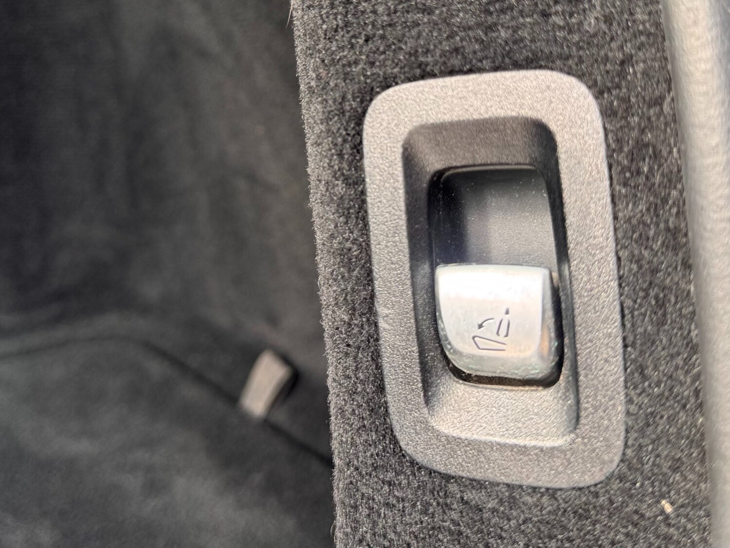 Used Mercedes-Benz C Class 2015 for sale - 77502605: Photo 22