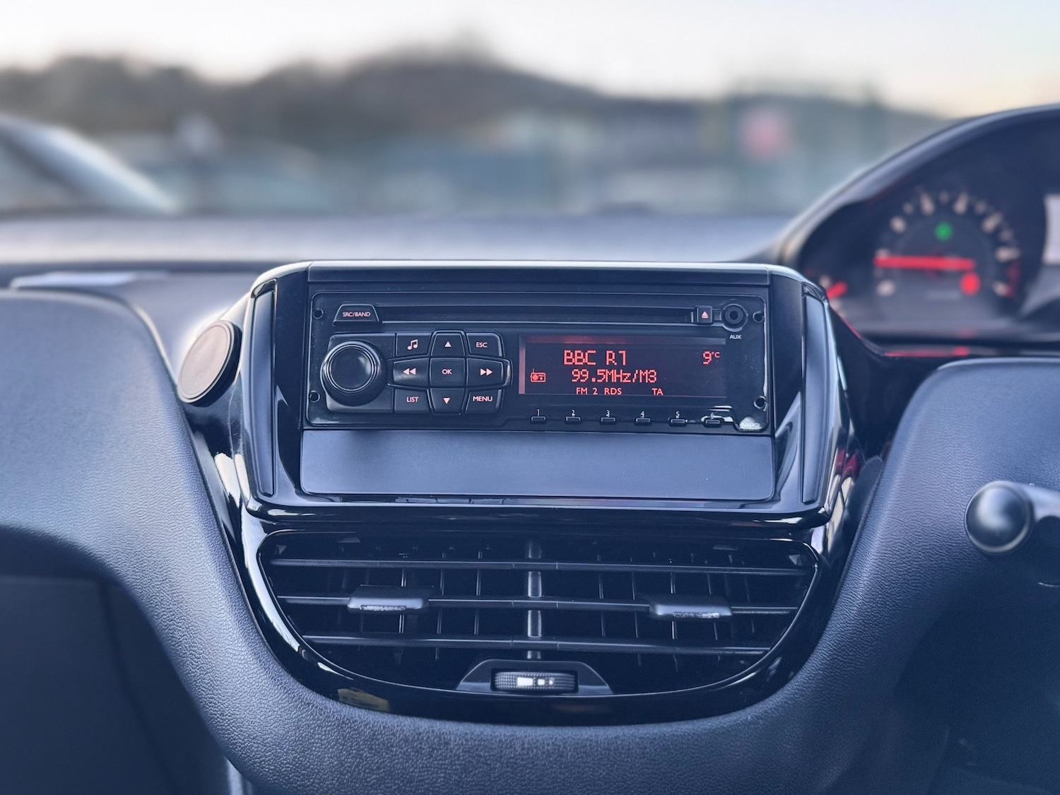 Used Peugeot 208 2013 for sale - 77014593: Photo 34