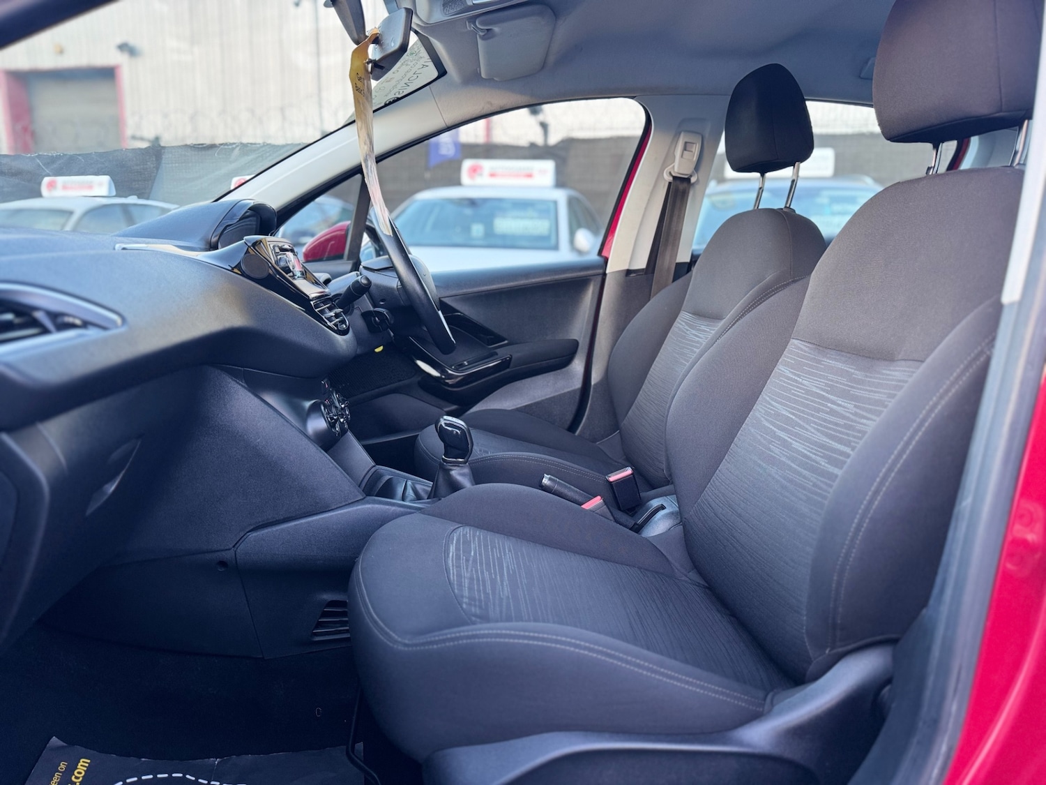 Used Peugeot 208 2013 for sale - 77014593: Photo 43