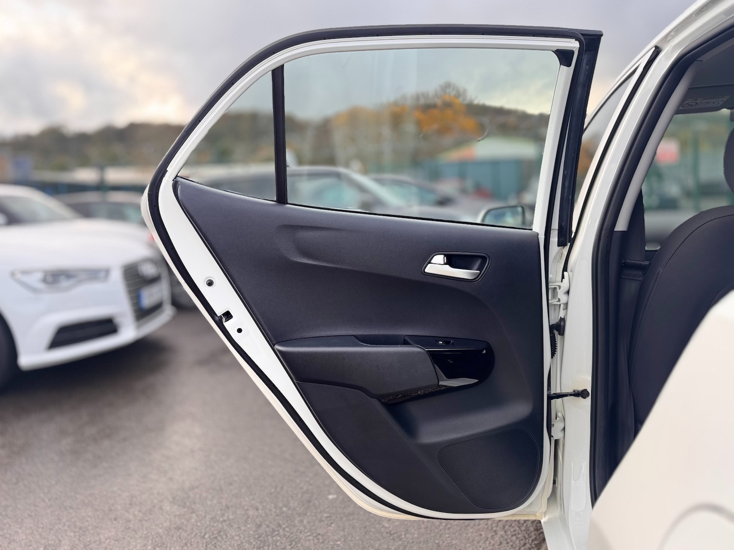 Used Kia Picanto 2017 for sale - 76949415: Photo 39